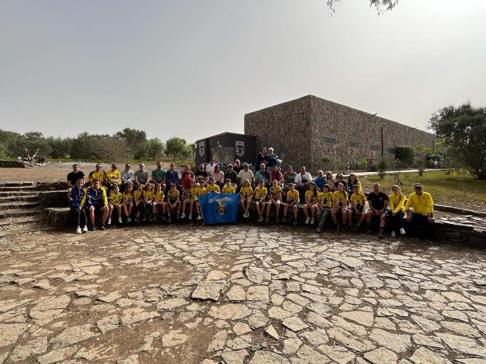 El CAI Gran Canaria fomenta la complicidad y el espíritu de equipo en su convivencia en el Lomo Jurgón